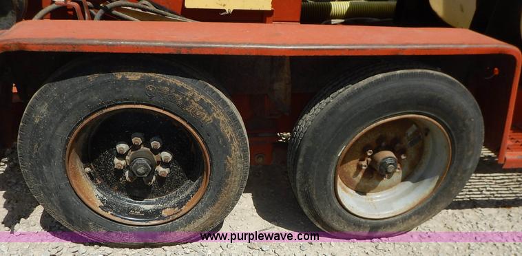 image for item J6495 2008 Ditch Witch FX30 vacuum excavator