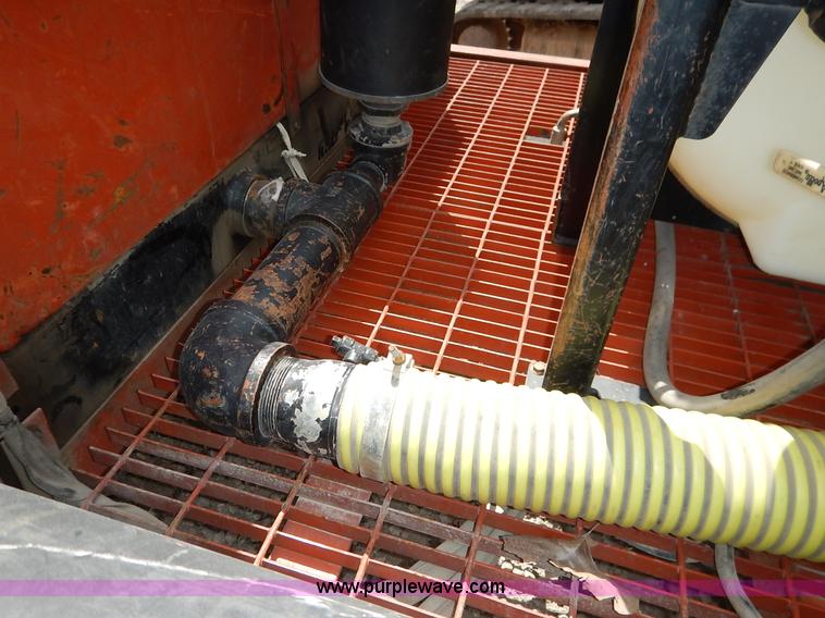 image for item J6495 2008 Ditch Witch FX30 vacuum excavator