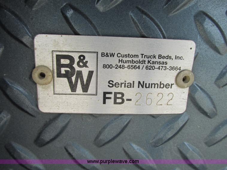 image for item J8717 2007 Chevrolet Silverado Classic 3500 Crew Cab flatbed pickup truck