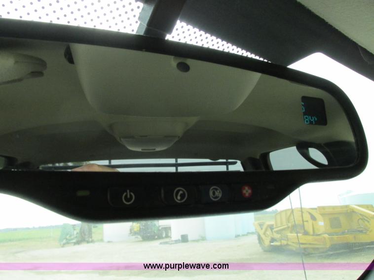 image for item J8717 2007 Chevrolet Silverado Classic 3500 Crew Cab flatbed pickup truck