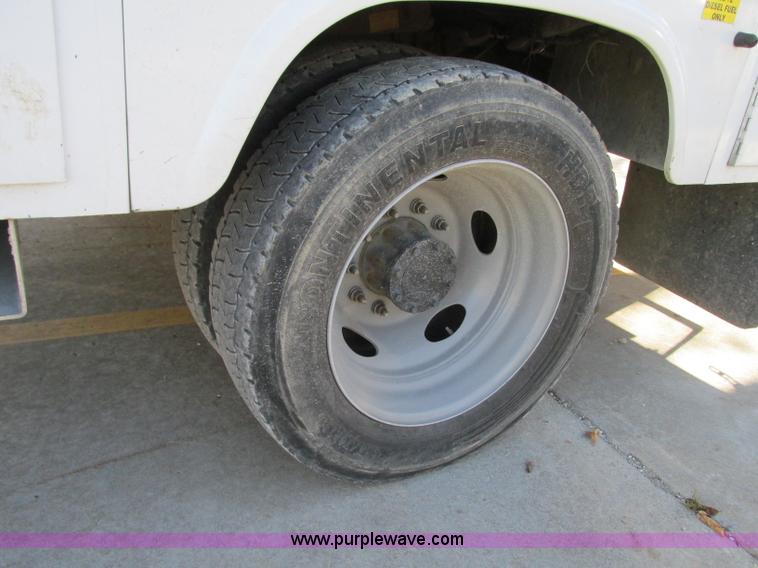 image for item J8743 2008 Ford F550 Super Duty service truck