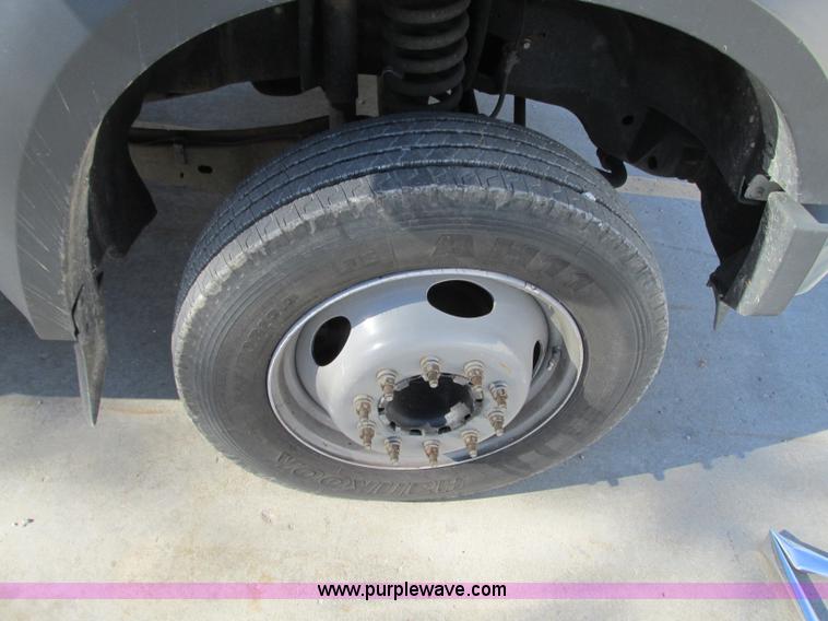 image for item J8743 2008 Ford F550 Super Duty service truck