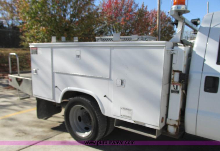 image for item J8743 2008 Ford F550 Super Duty service truck