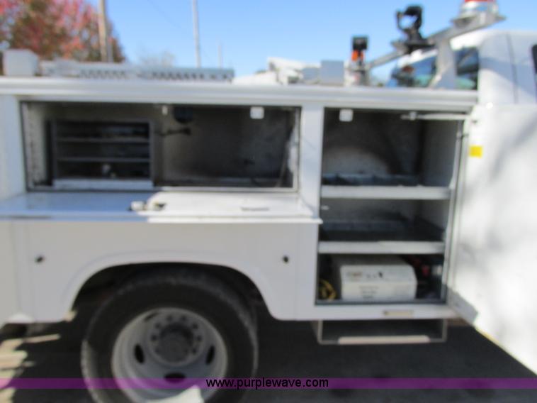 image for item J8743 2008 Ford F550 Super Duty service truck