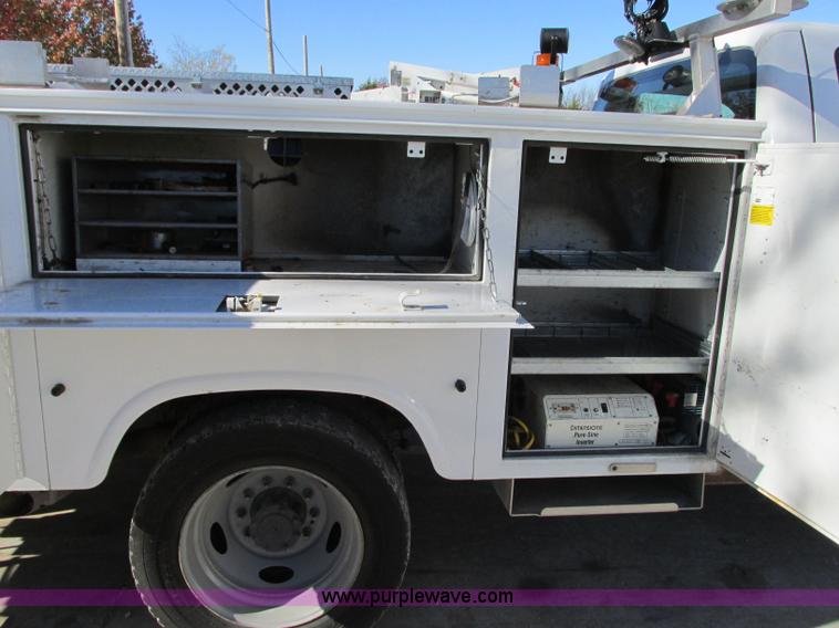 image for item J8743 2008 Ford F550 Super Duty service truck