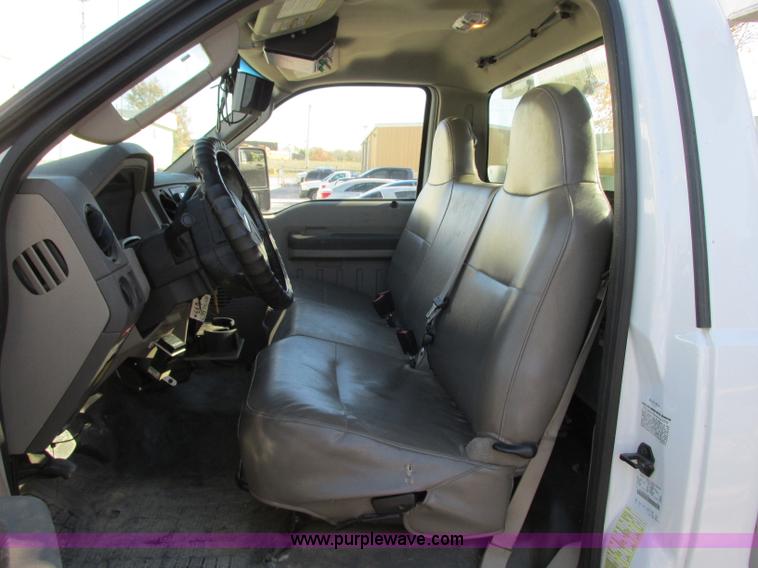 image for item J8743 2008 Ford F550 Super Duty service truck