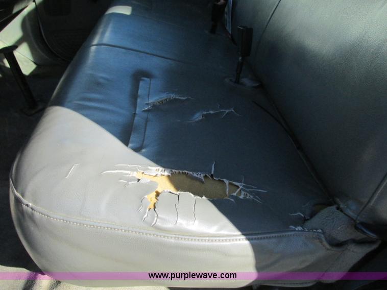 image for item J8747 2003 Ford F550 Super Duty XL bucket truck