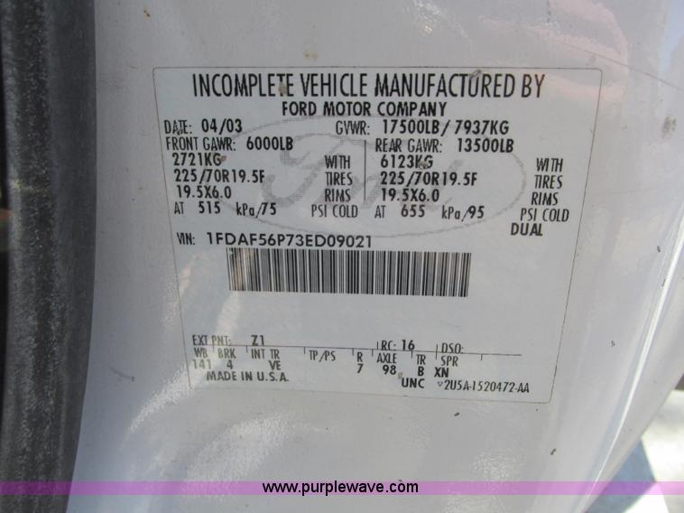 image for item J8747 2003 Ford F550 Super Duty XL bucket truck