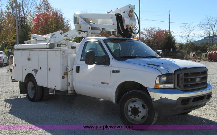 image for item J8748 2003 Ford F450 Super Duty XL bucket truck