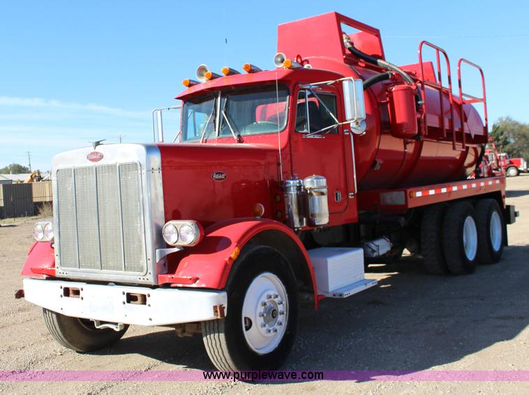 image for item K1243 1982 Peterbilt 359 vacuum truck