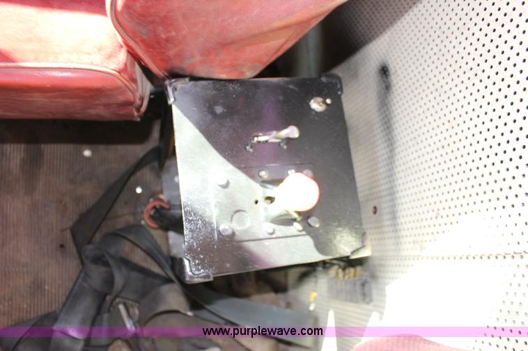 image for item K1243 1982 Peterbilt 359 vacuum truck