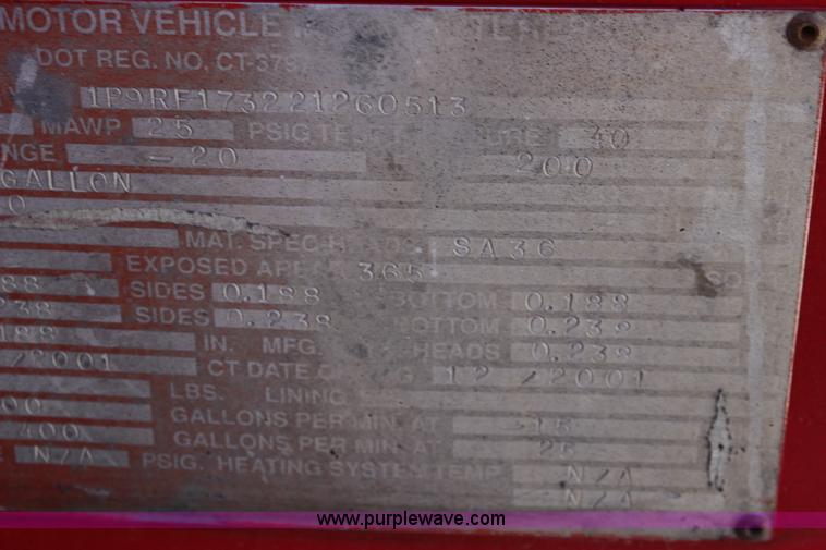 image for item K1243 1982 Peterbilt 359 vacuum truck