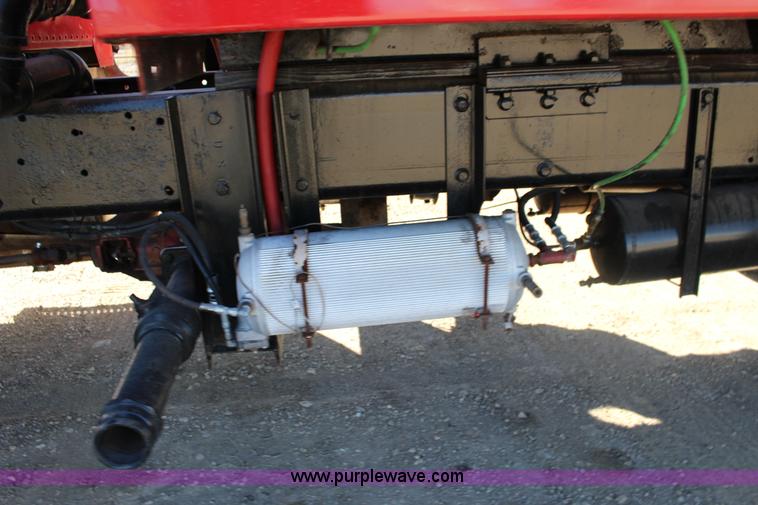 image for item K1243 1982 Peterbilt 359 vacuum truck