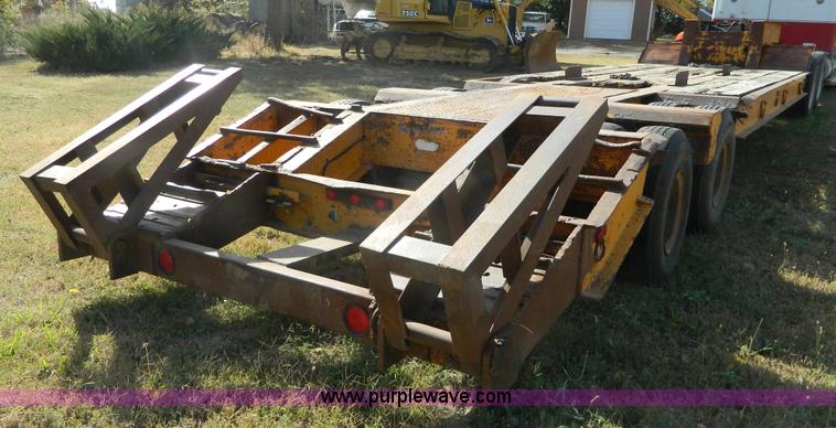 image for item K8220 1979 Load Craft L35S equipment trailer