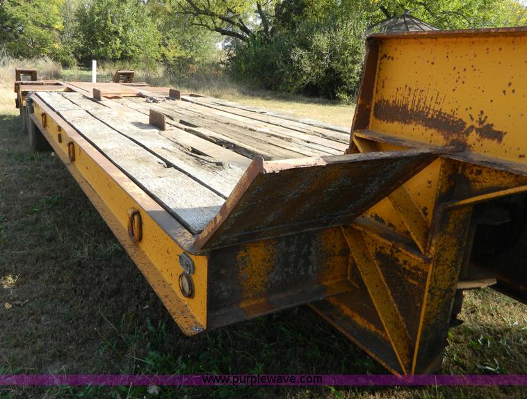 image for item K8220 1979 Load Craft L35S equipment trailer