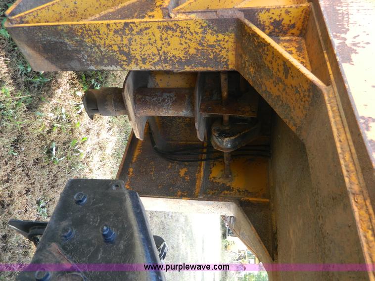 image for item K8220 1979 Load Craft L35S equipment trailer