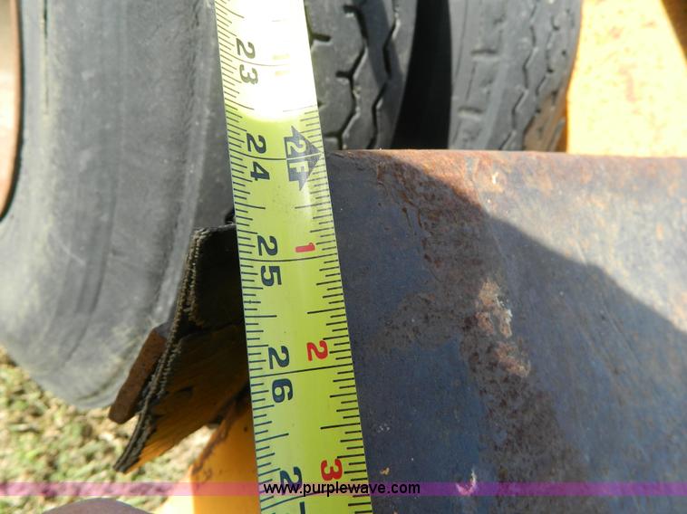 image for item K8220 1979 Load Craft L35S equipment trailer