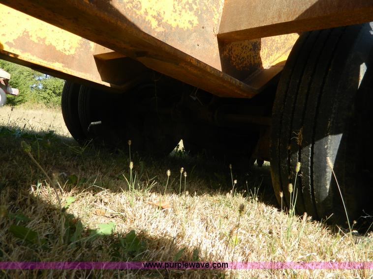 image for item K8220 1979 Load Craft L35S equipment trailer