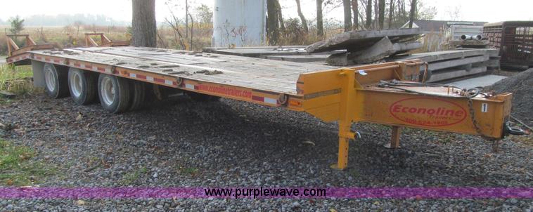 image for item L1813 2012 Econoline CP3030DA equipment trailer