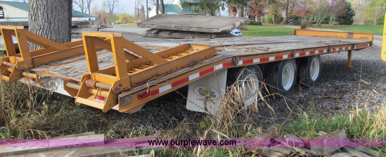 image for item L1813 2012 Econoline CP3030DA equipment trailer