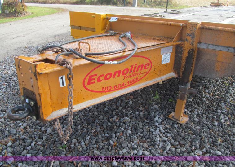 image for item L1813 2012 Econoline CP3030DA equipment trailer