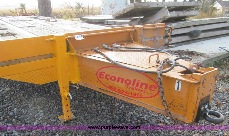 image for item L1813 2012 Econoline CP3030DA equipment trailer