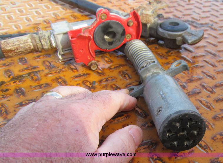 image for item L1813 2012 Econoline CP3030DA equipment trailer