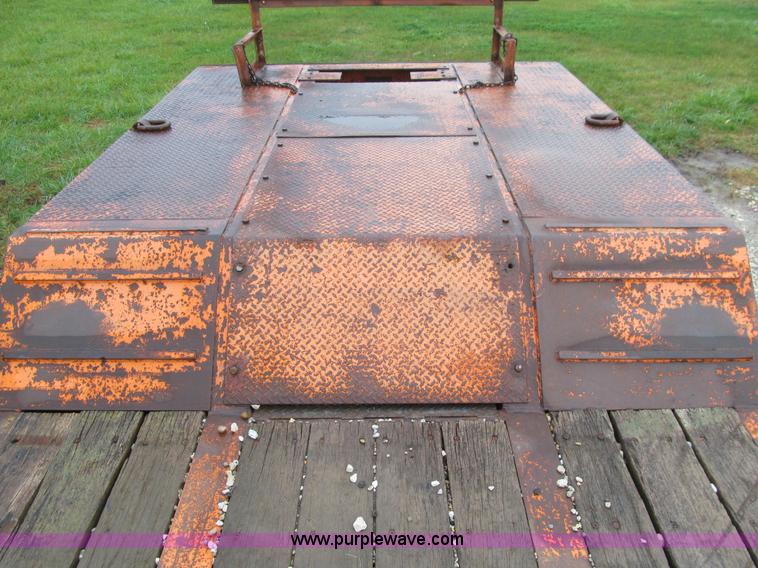 image for item L1814 1991 Load King PHD70/90-2SP equipment trailer