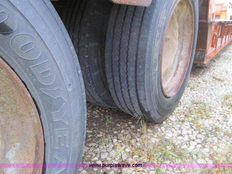 image for item L1814 1991 Load King PHD70/90-2SP equipment trailer