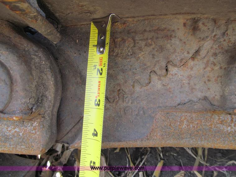 image for item L1817 1972 Caterpillar D8H dozer