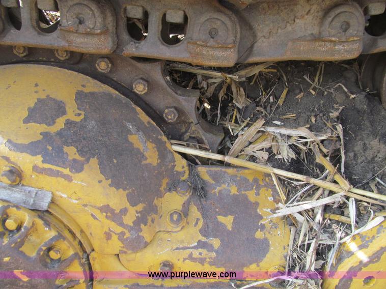 image for item L1817 1972 Caterpillar D8H dozer