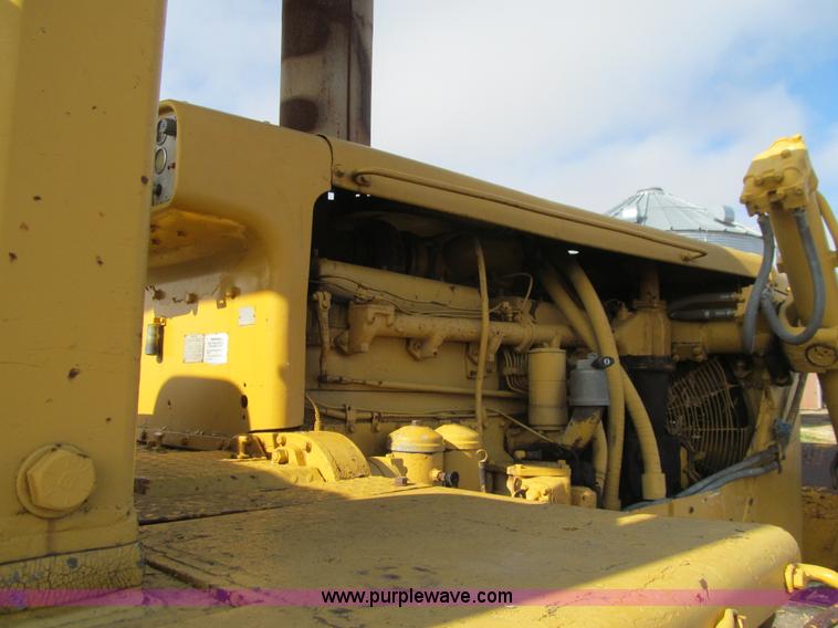 image for item L1817 1972 Caterpillar D8H dozer