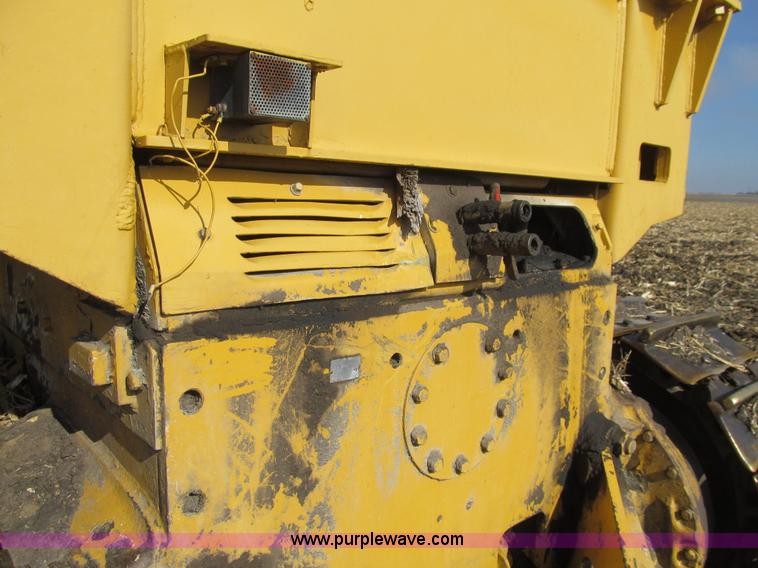 image for item L1817 1972 Caterpillar D8H dozer