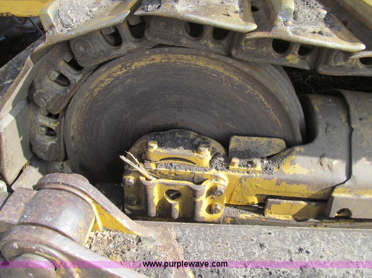 image for item L1817 1972 Caterpillar D8H dozer