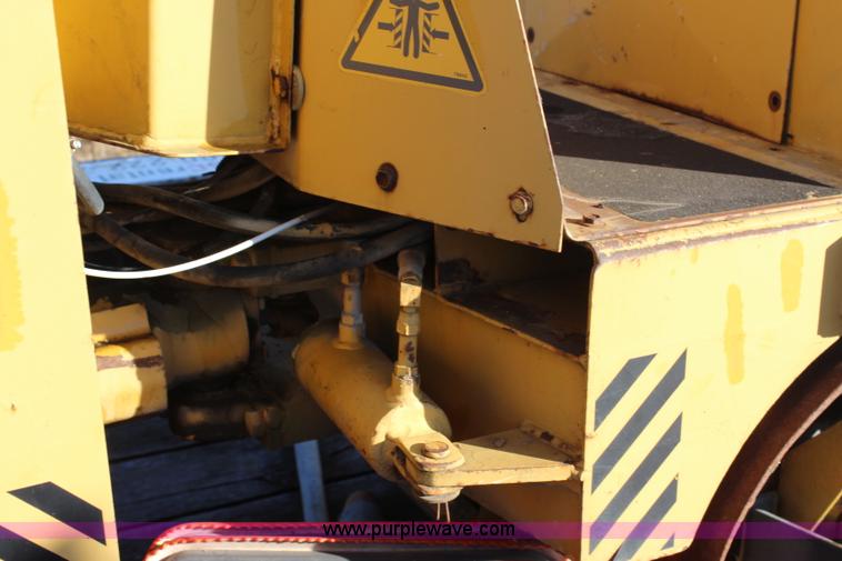 image for item L2430 Wacker RD880 double drum roller