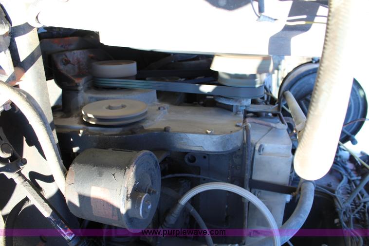 image for item L2431 1988 Ford LN9000 dump truck