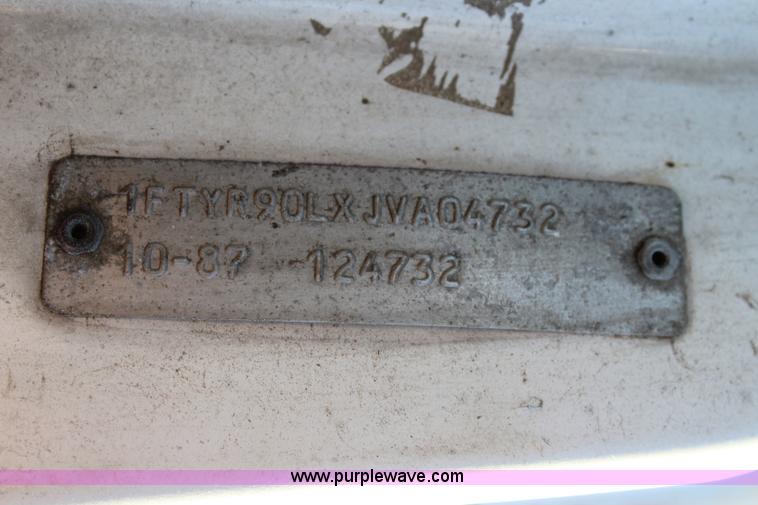 image for item L2431 1988 Ford LN9000 dump truck