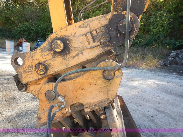 image for item L3524 2004 Hyundai Robex 200 W-7 excavator