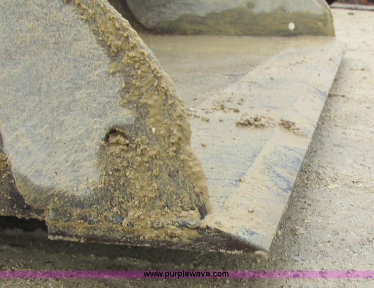 image for item L3887 1996 Bobcat 773 skid steer