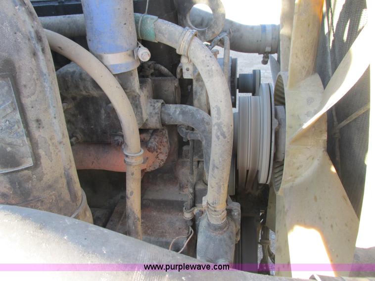 image for item L3891 2001 Western Star 496SX dump truck