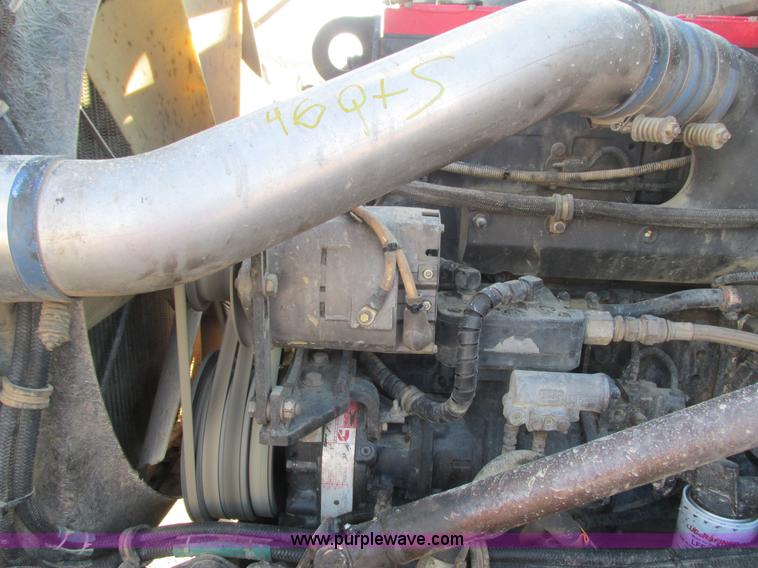 image for item L3891 2001 Western Star 496SX dump truck