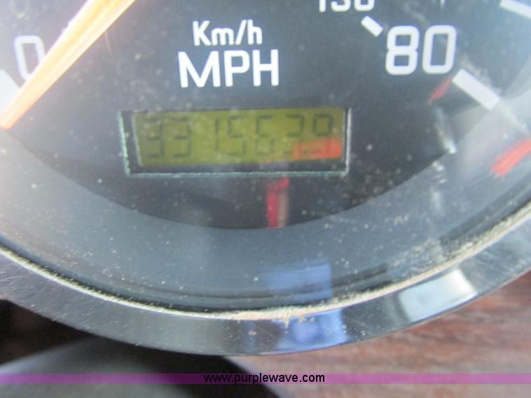 image for item L3891 2001 Western Star 496SX dump truck