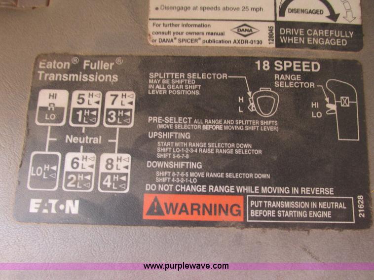 image for item L3891 2001 Western Star 496SX dump truck