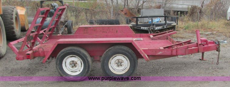 image for item L3893 1985 Haulmark equipment trailer