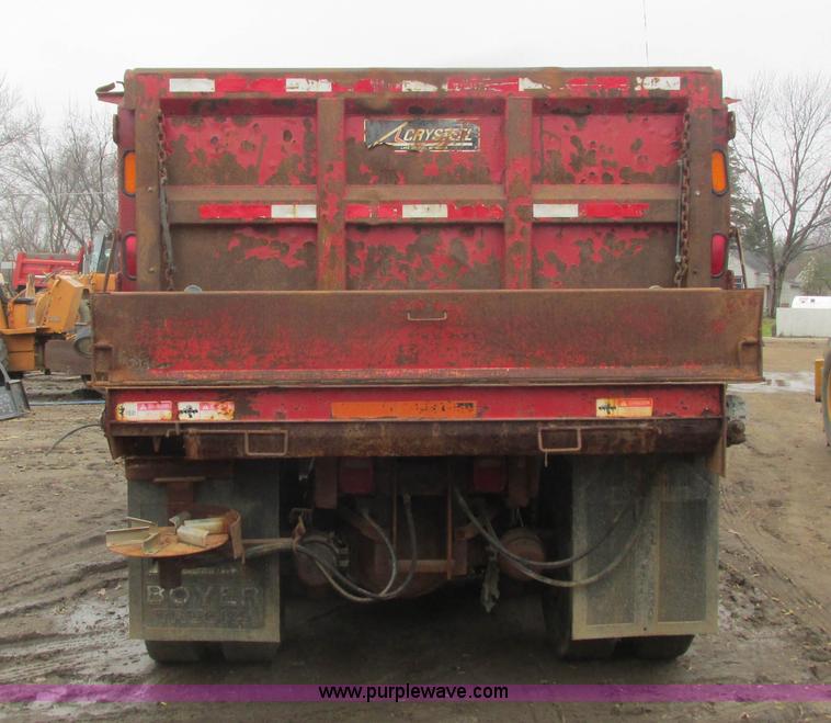 image for item L3895 1995 Ford LT8000 dump truck