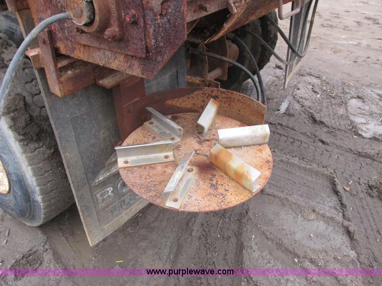 image for item L3895 1995 Ford LT8000 dump truck