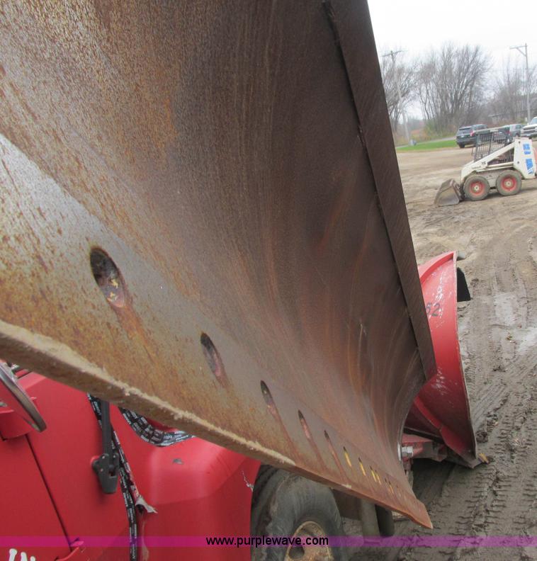 image for item L3895 1995 Ford LT8000 dump truck