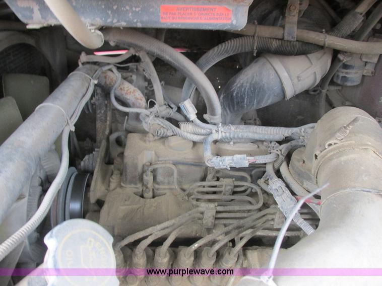 image for item L3895 1995 Ford LT8000 dump truck