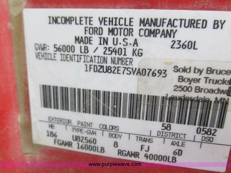 image for item L3895 1995 Ford LT8000 dump truck