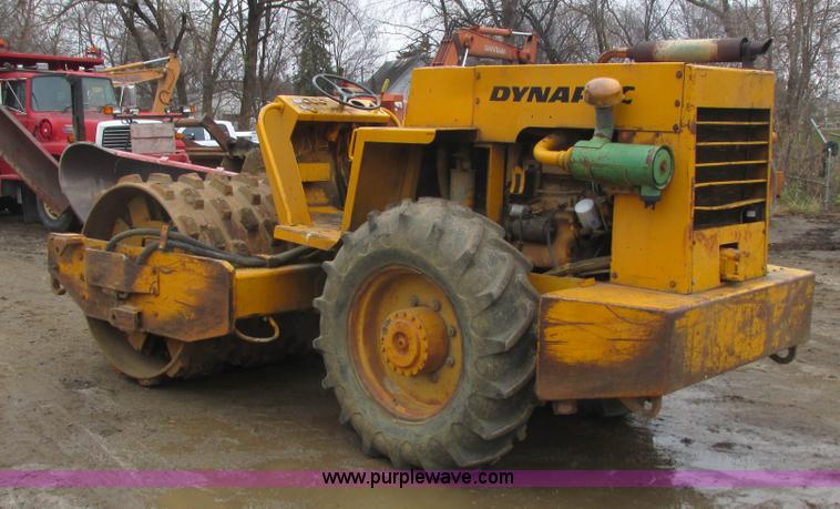 image for item L3896 Dyna-Pac CA15PD single drum padfoot compactor